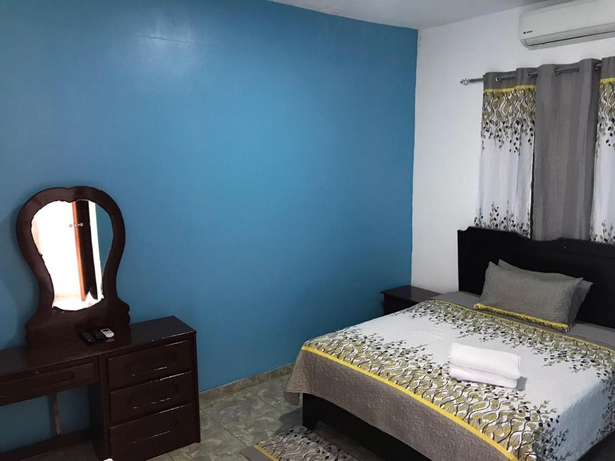 Hostal Magisterial Santo Domingo Buitenkant foto
